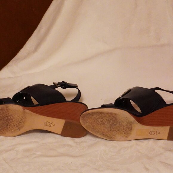 Navy blue Tory Burch wedge shoe - Picture 4 of 5